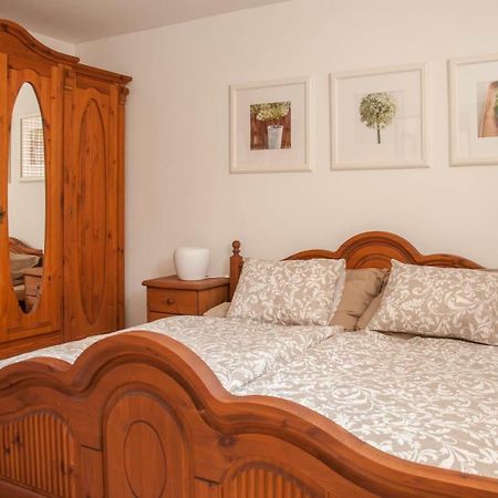 Apartman Zeleznice公寓 外观 照片