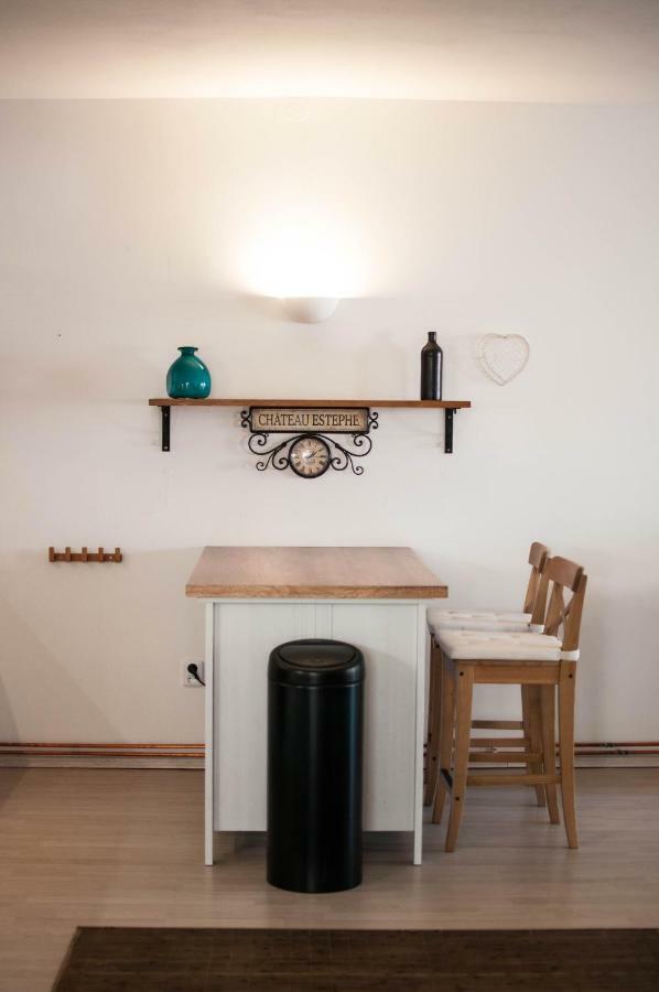 Apartman Zeleznice公寓 外观 照片